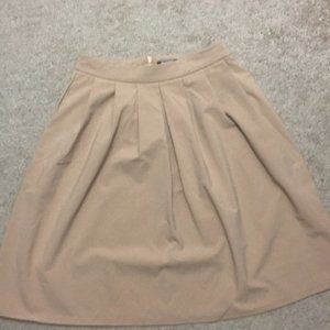 Woman's Zeagoo Tan A-Line Skirt Size Small